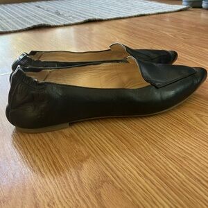 Hush Puppies Hazel Pointe Flat, Women's Size 8.5 M, Black Leather